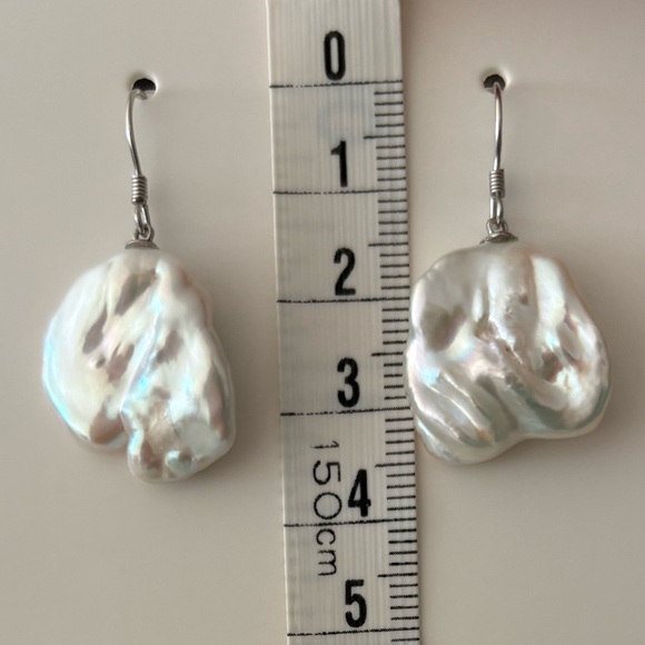 Baroque pearl earrings - Picture 4 of 8